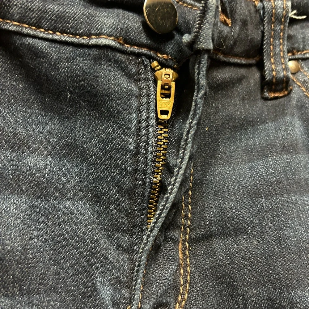 crown & ivy Dark Blue Floral Embroidered Skinny Jeans - Picture 4 of 7